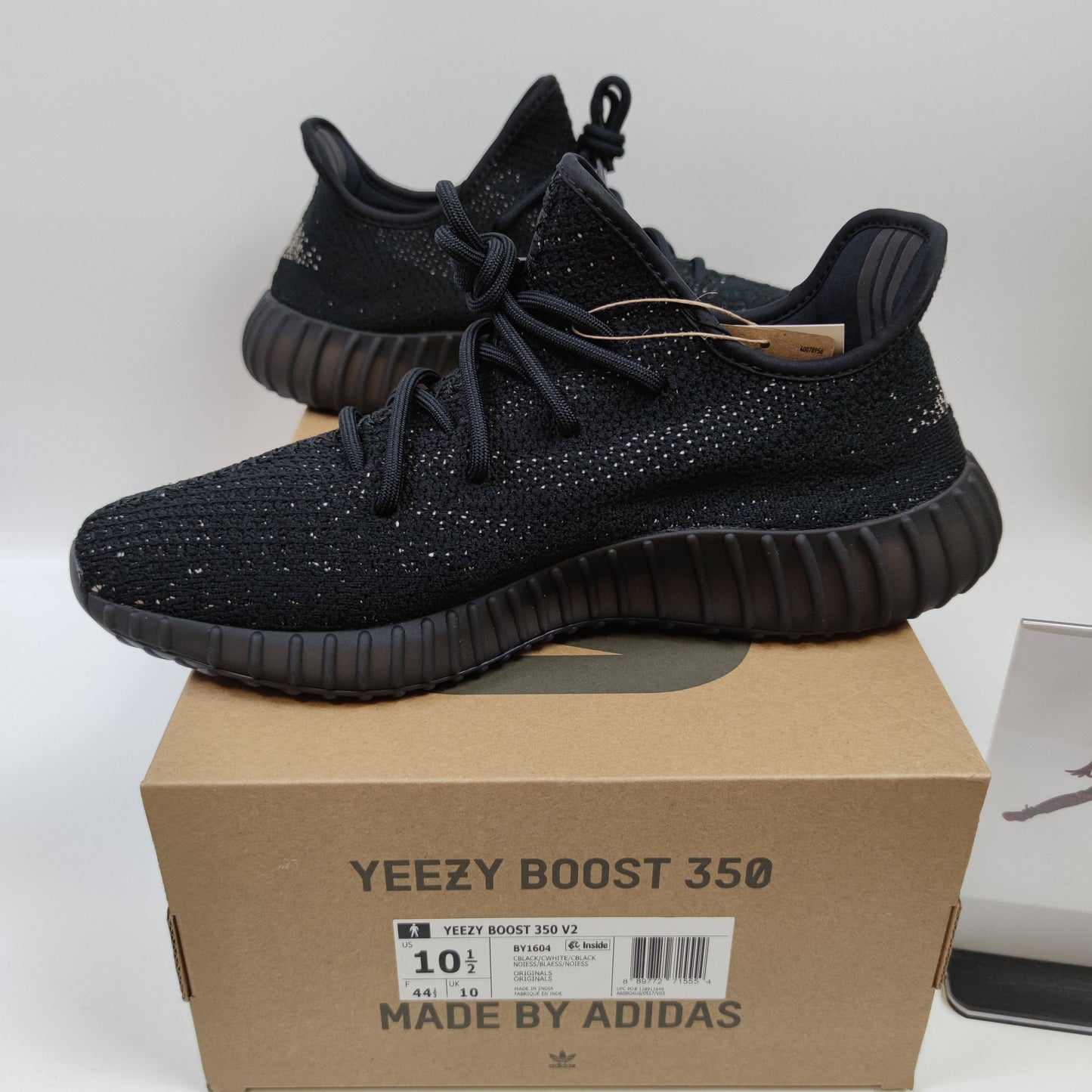 Adidas Originals Yeezy Boost 350 V2 "Oreo" BY1604-2016 - Fashion Sneaker1818