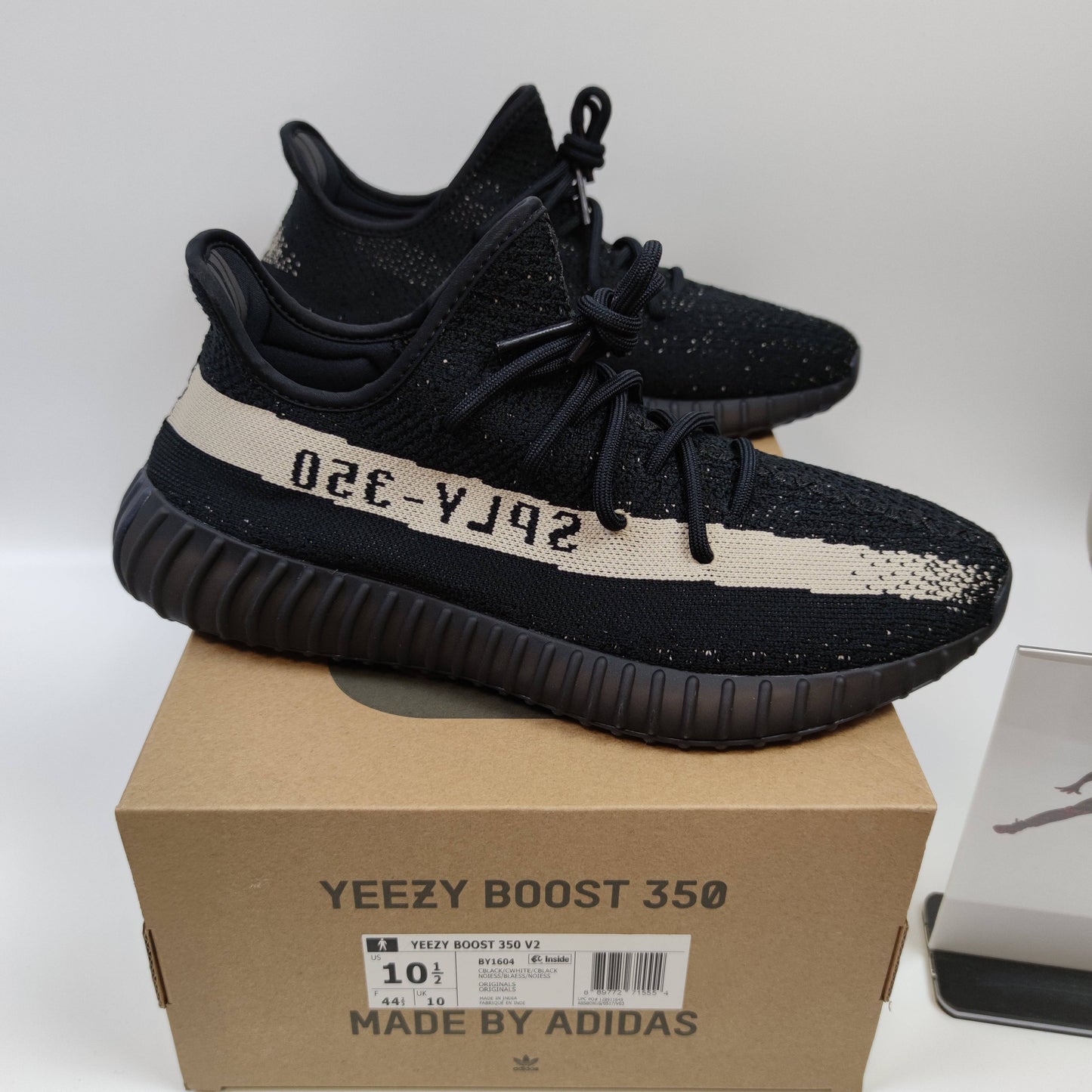Adidas Originals Yeezy Boost 350 V2 "Oreo" BY1604-2016 - Fashion Sneaker1818