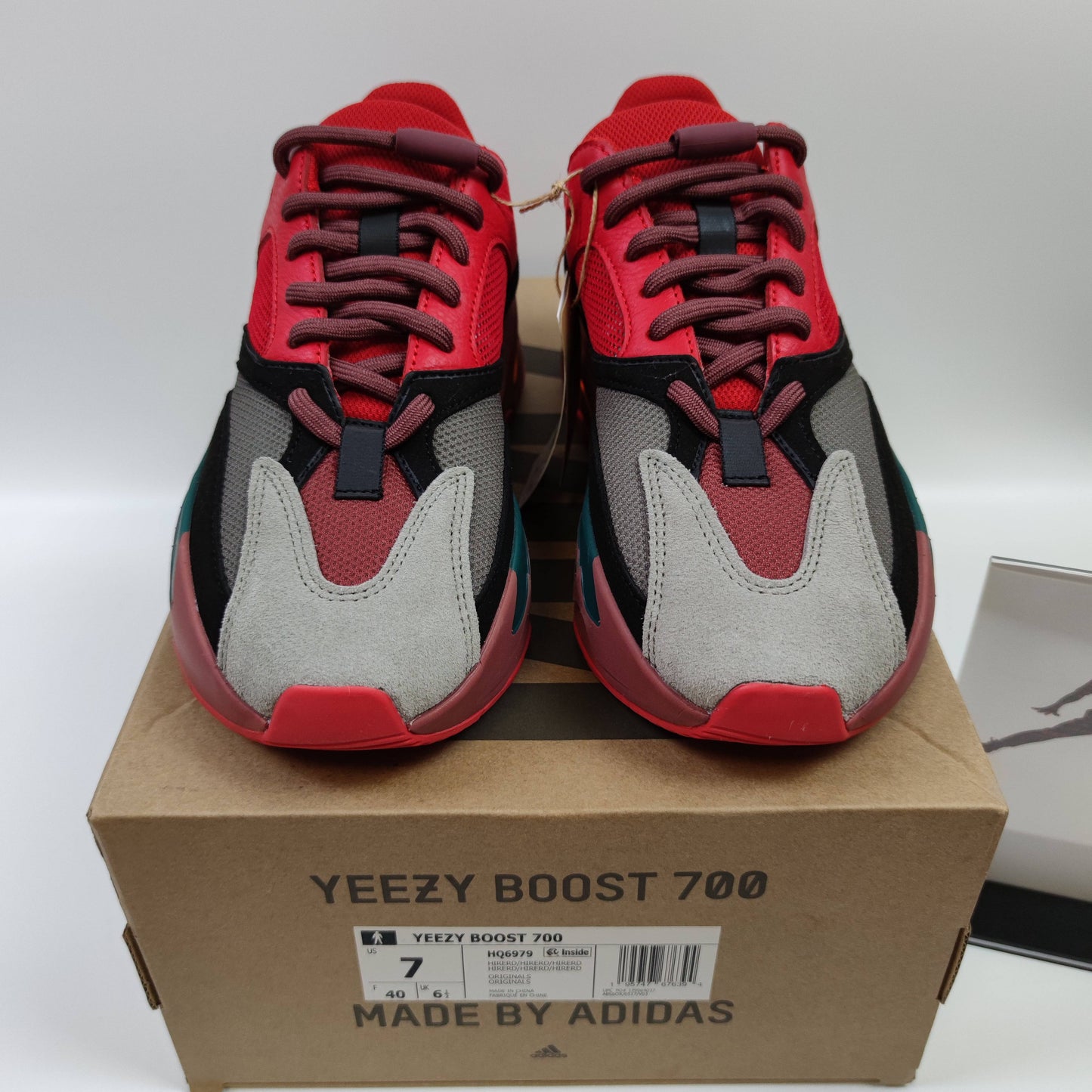 Adidas Originals Yeezy Boost 700 "Hi-Res Red" HQ6979 - Fashion Sneaker1818