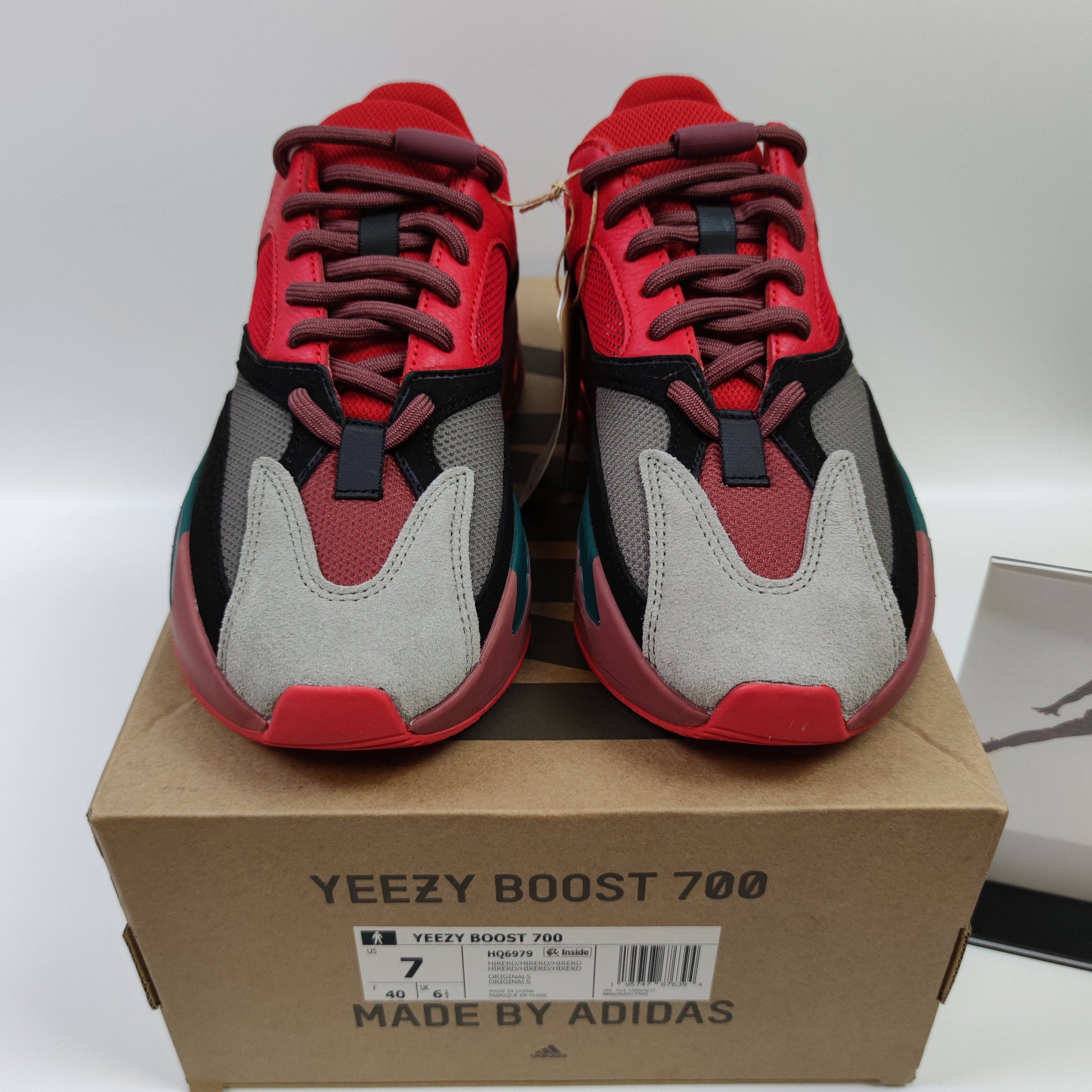 Adidas Originals Yeezy Boost 700 "Hi-Res Red" HQ6979 - Fashion Sneaker1818