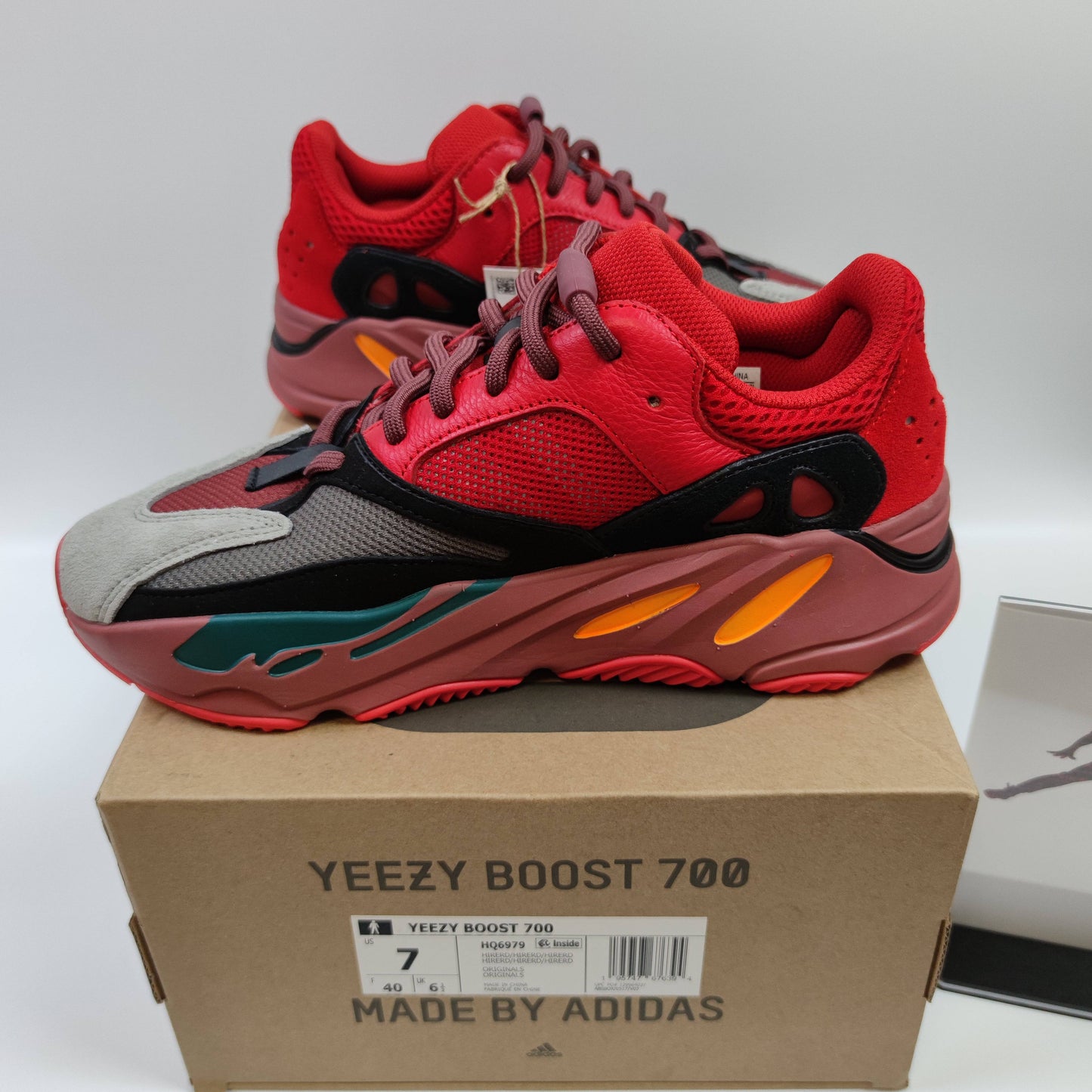 Adidas Originals Yeezy Boost 700 "Hi-Res Red" HQ6979 - Fashion Sneaker1818