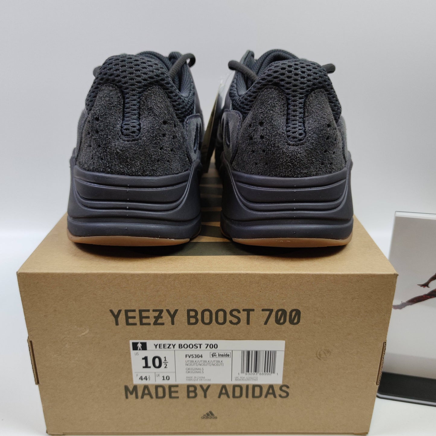 Adidas Originals Yeezy Boost 700 "Utility Black" FV5304 - Fashion Sneaker1818