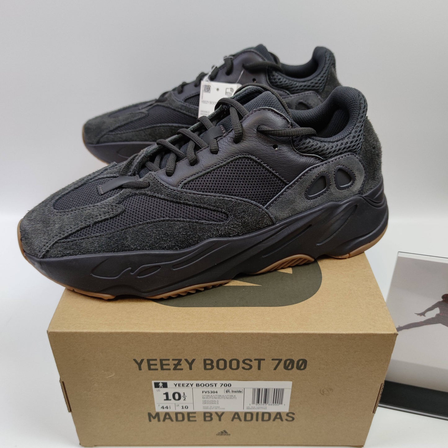 Adidas Originals Yeezy Boost 700 "Utility Black" FV5304 - Fashion Sneaker1818