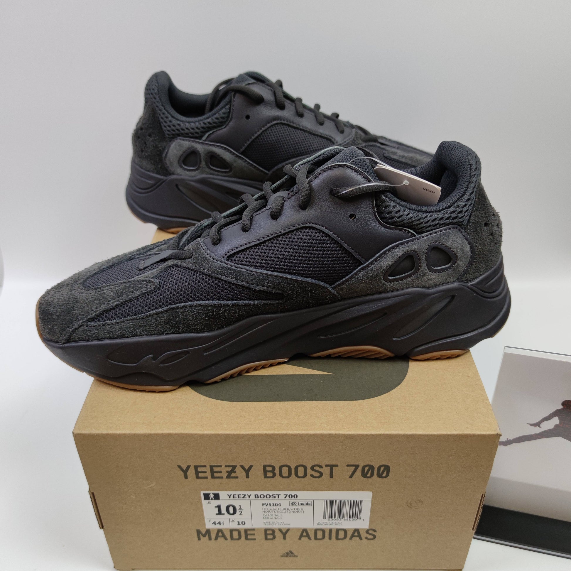 Adidas Originals Yeezy Boost 700 "Utility Black" FV5304 - Fashion Sneaker1818