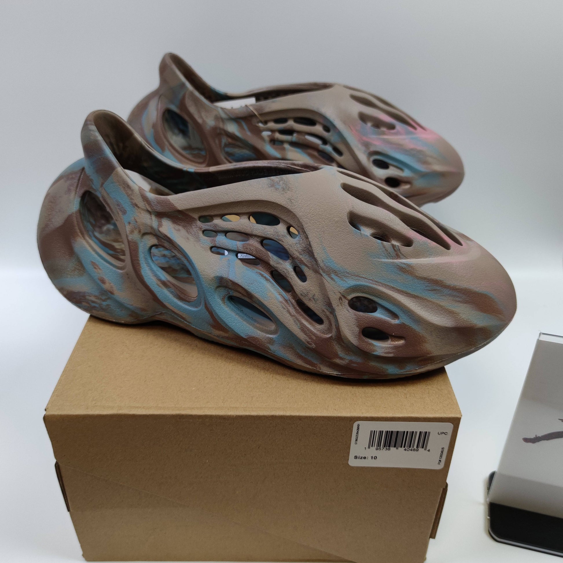 Adidas Originals Yeezy Foam Runner "MX Sand Grey" GY3969 - Fashion Sneaker1818