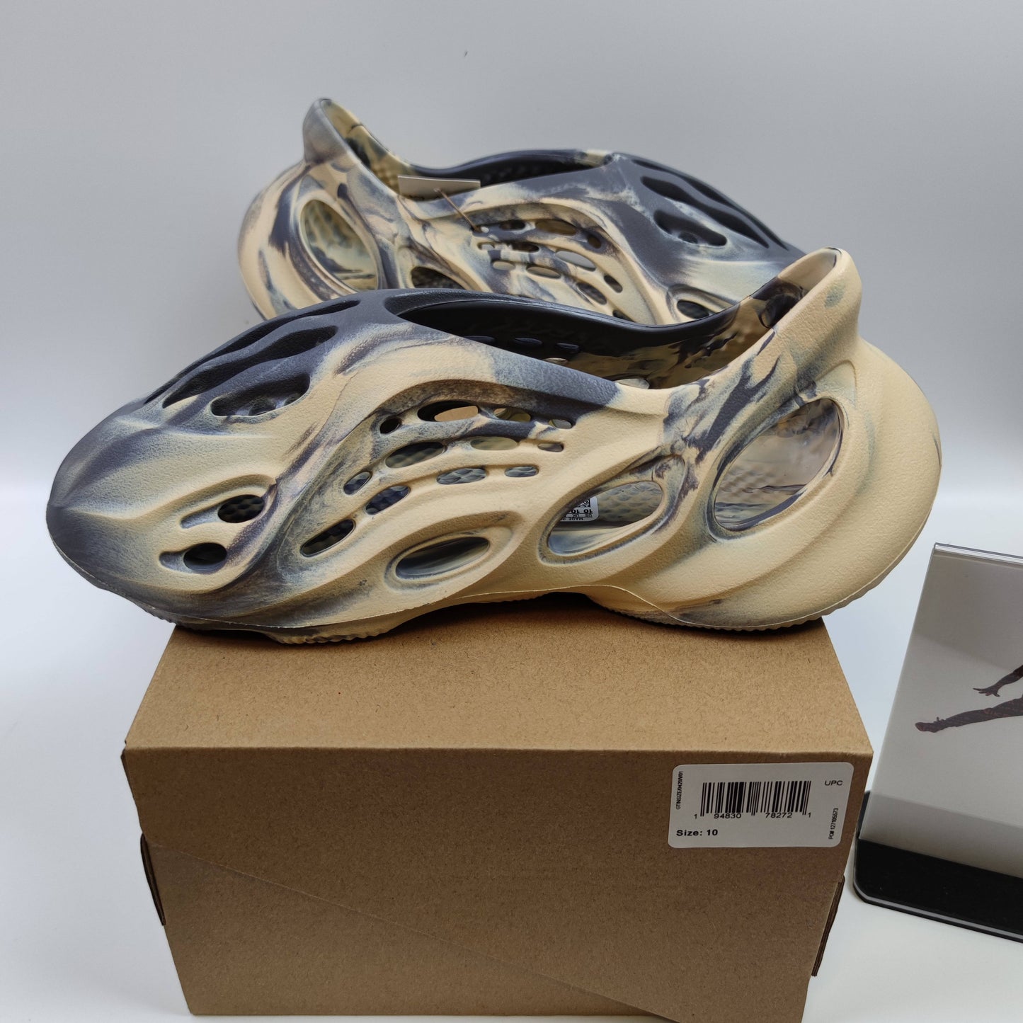 Adidas Originals Yeezy Foam Runner "MXT Moon Grey" GV7904 - Fashion Sneaker1818