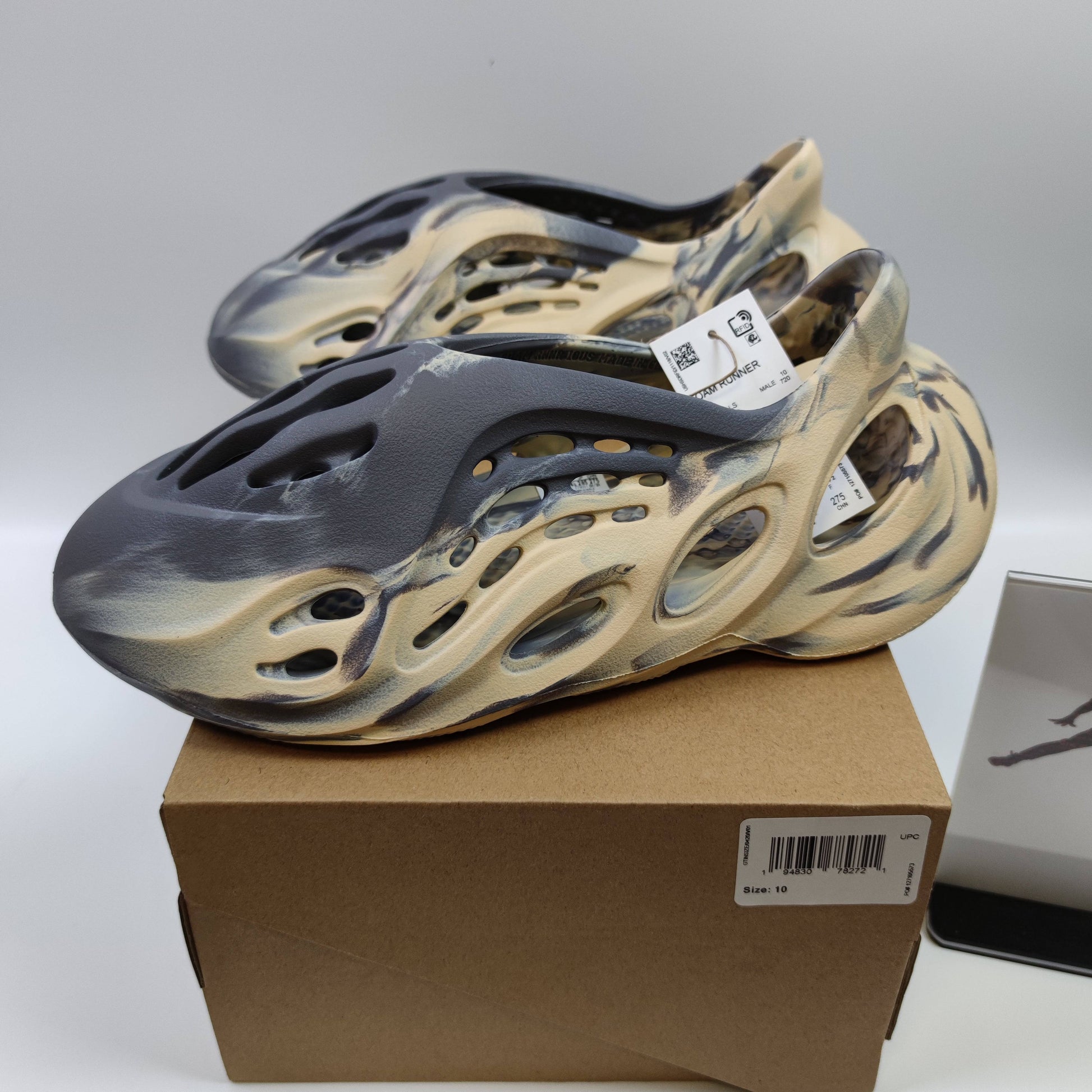 Adidas Originals Yeezy Foam Runner "MXT Moon Grey" GV7904 - Fashion Sneaker1818