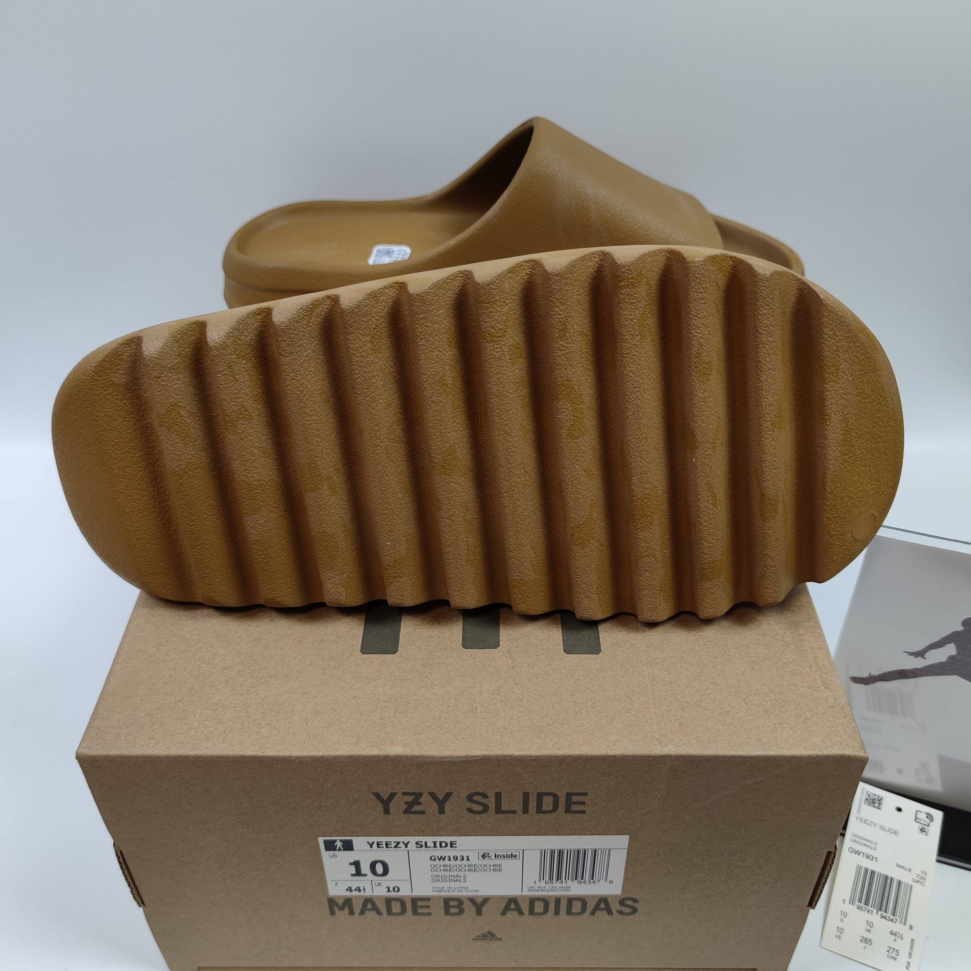 Adidas Originals Yeezy Slide "Ochre" GW1931 - Fashion Sneaker1818