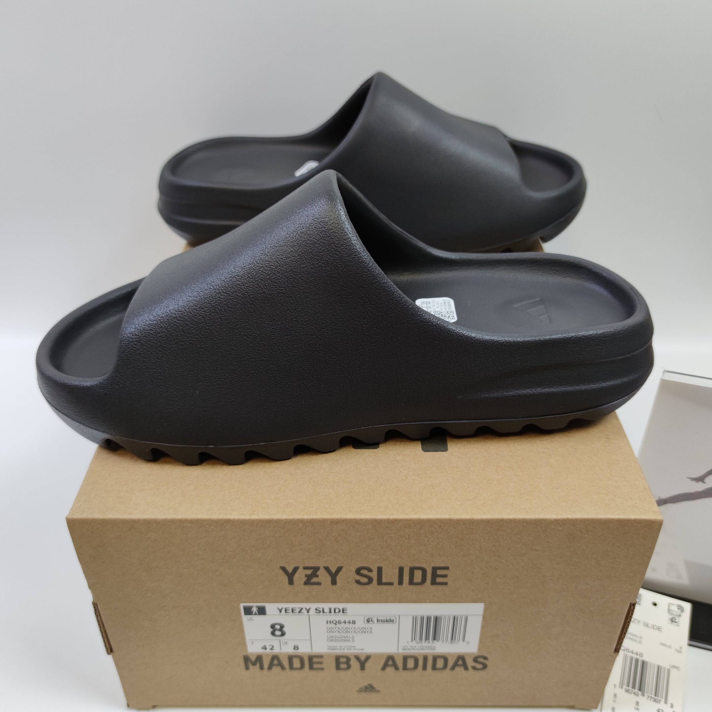 Adidas Originals Yeezy Slide "Onyx" HQ6448 - Fashion Sneaker1818