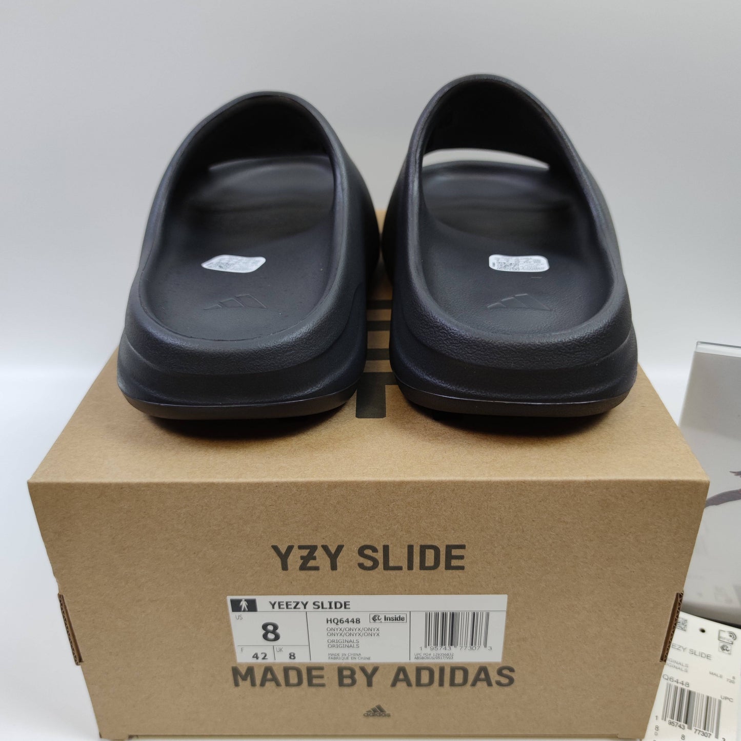Adidas Originals Yeezy Slide "Onyx" HQ6448 - Fashion Sneaker1818