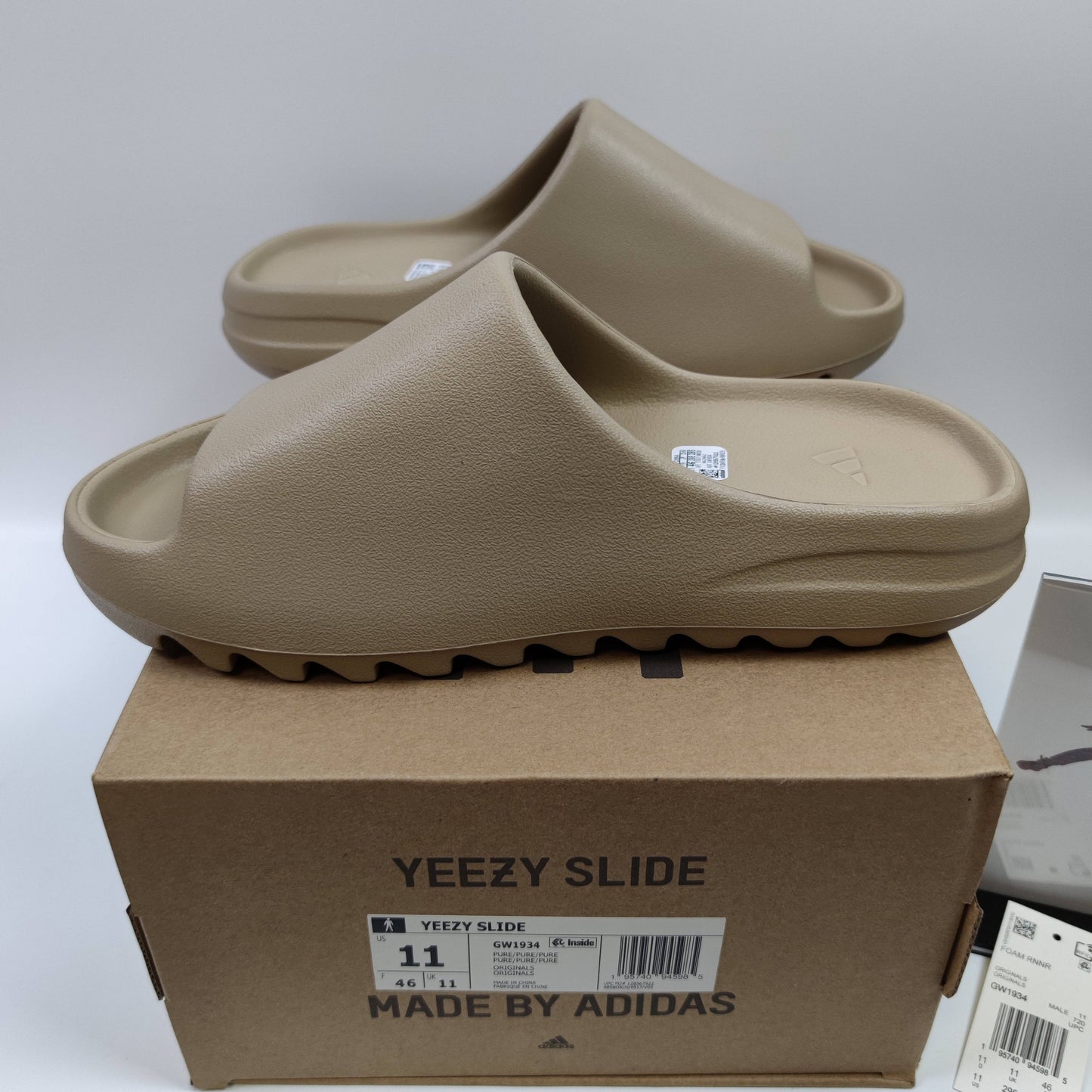 Adidas Originals Yeezy Slide "Pure" GW1934 - Fashion Sneaker1818