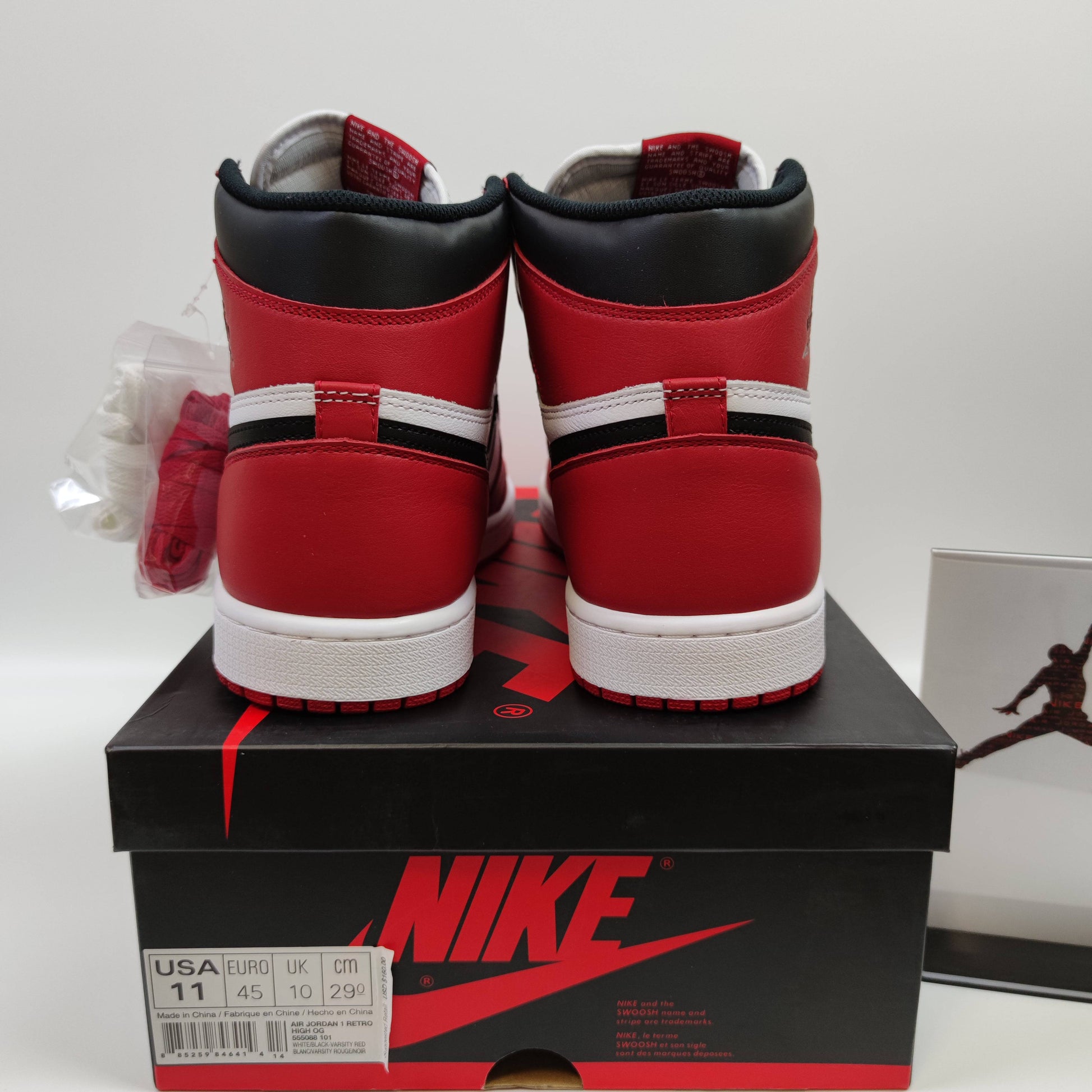 Air Jordan 1 Retro Chicago 555088-101 - Fashion Sneaker1818