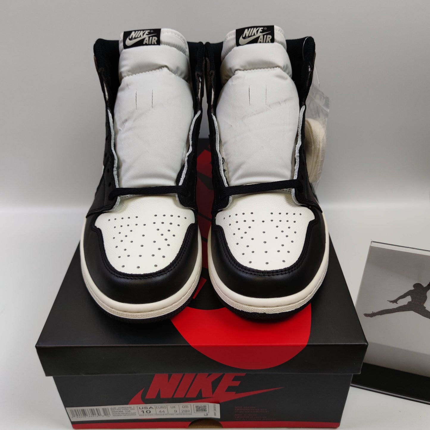 Air Jordan 1 Retro High OG "Dark Mocha" 555088-105 - Fashion Sneaker1818