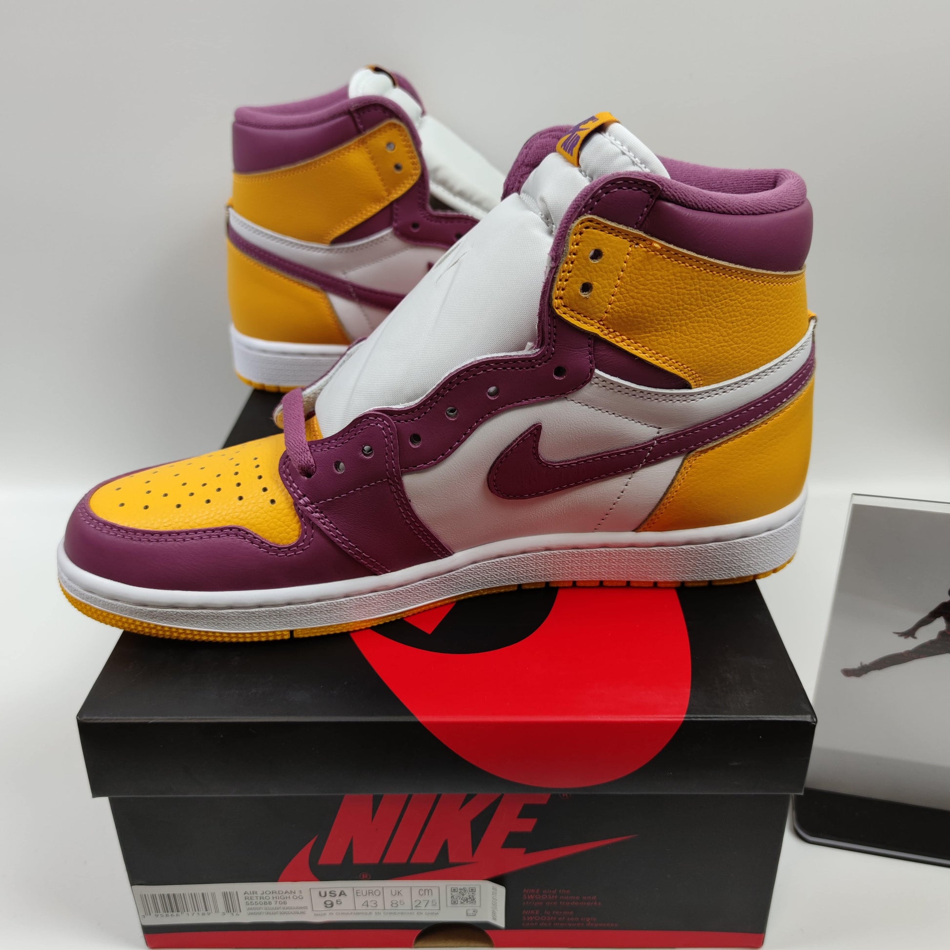 Air Jordan 1 Retro High OG "University Gold and Light Bordeaux" 555088-706 - Fashion Sneaker1818