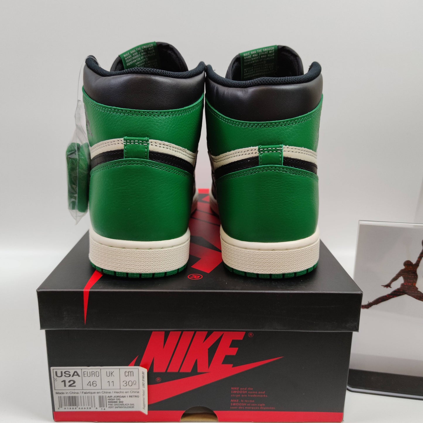Air Jordan 1 Retro High Pine Green 555088-302 - Fashion Sneaker1818