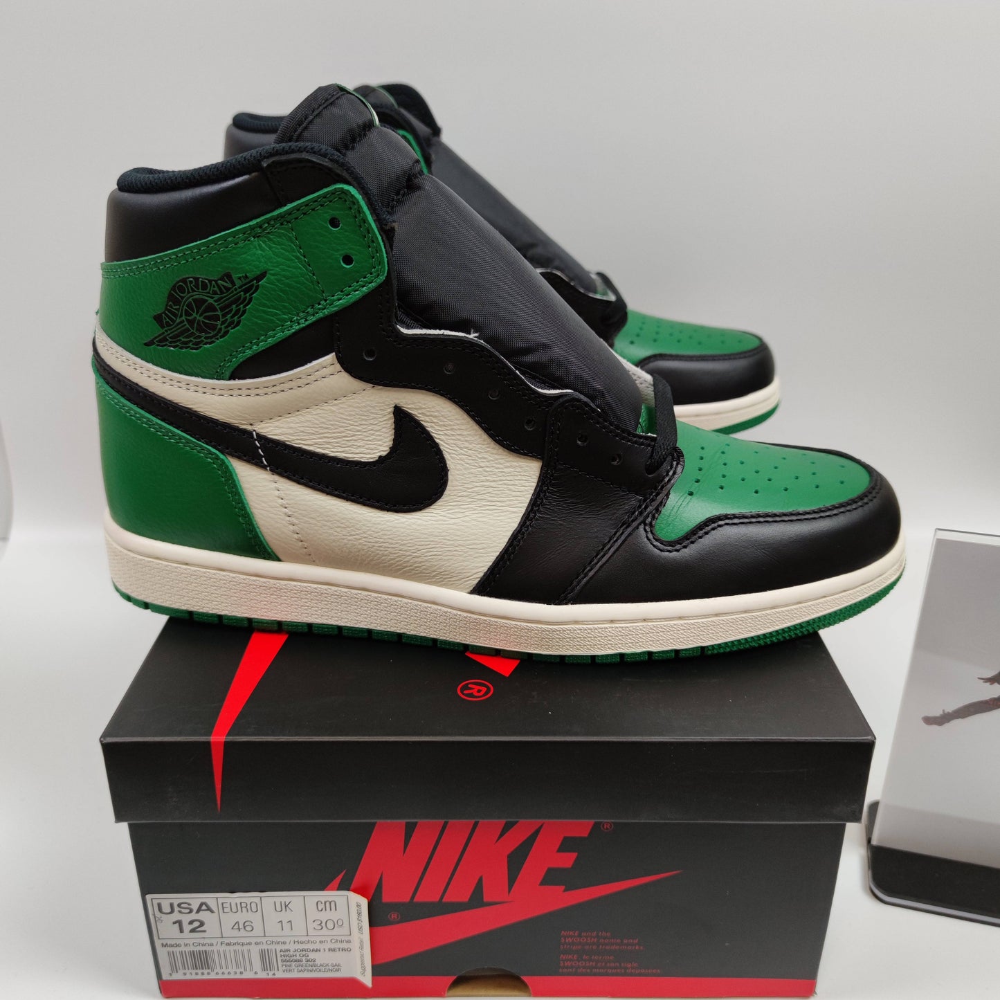 Air Jordan 1 Retro High Pine Green 555088-302 - Fashion Sneaker1818