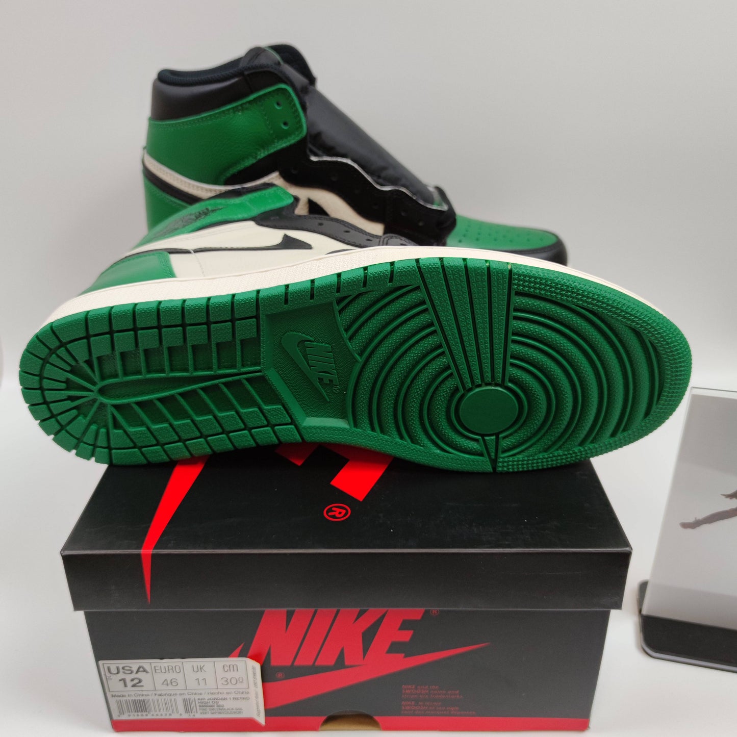 Air Jordan 1 Retro High Pine Green 555088-302 - Fashion Sneaker1818