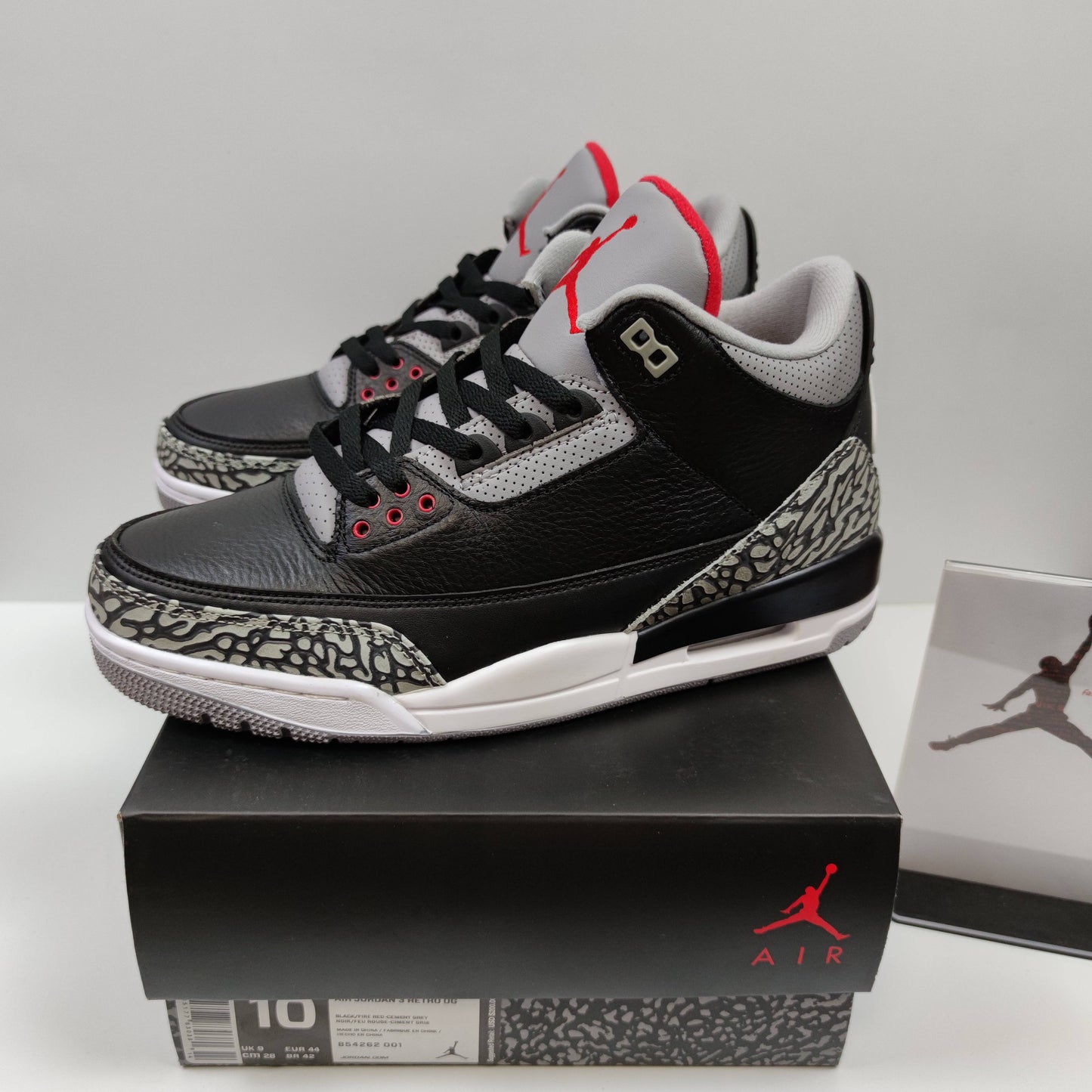 Air Jordan 3 Retro Black Cement 854262-001 - Fashion Sneaker1818
