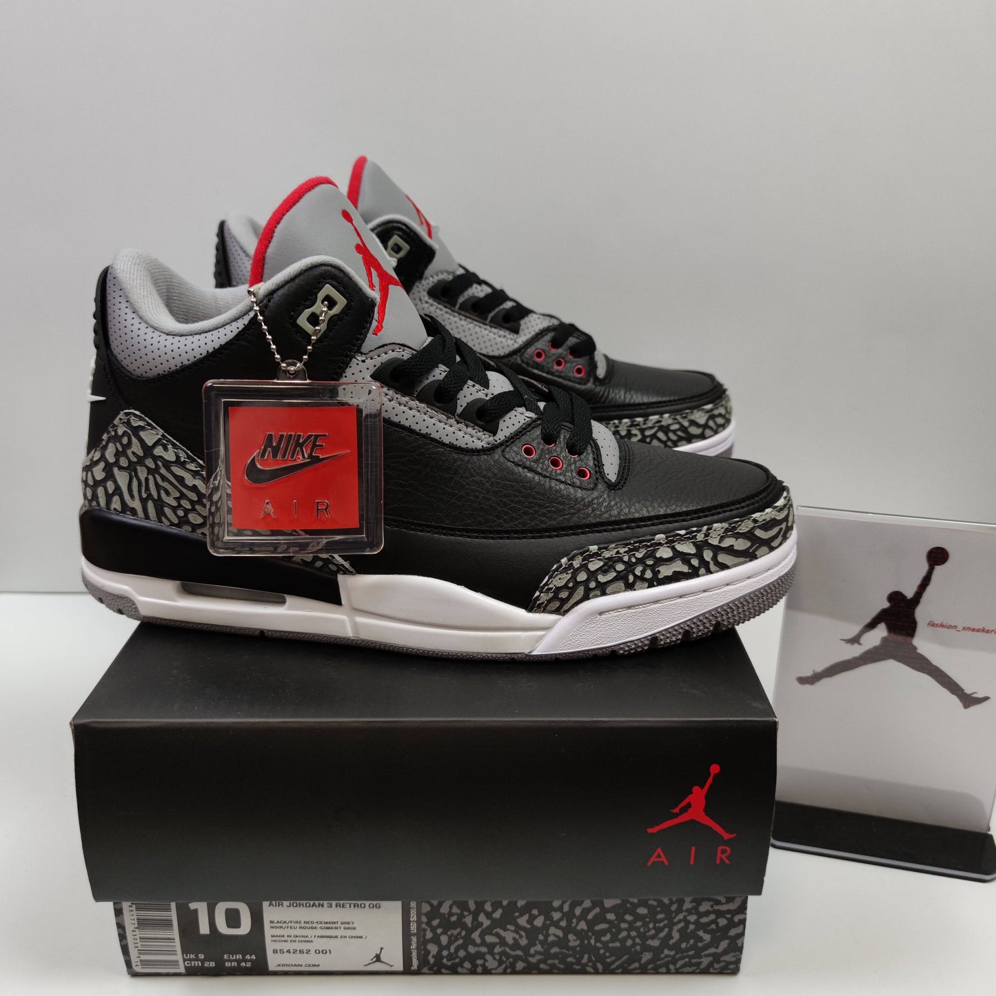 Air Jordan 3 Retro Black Cement 854262-001 - Fashion Sneaker1818