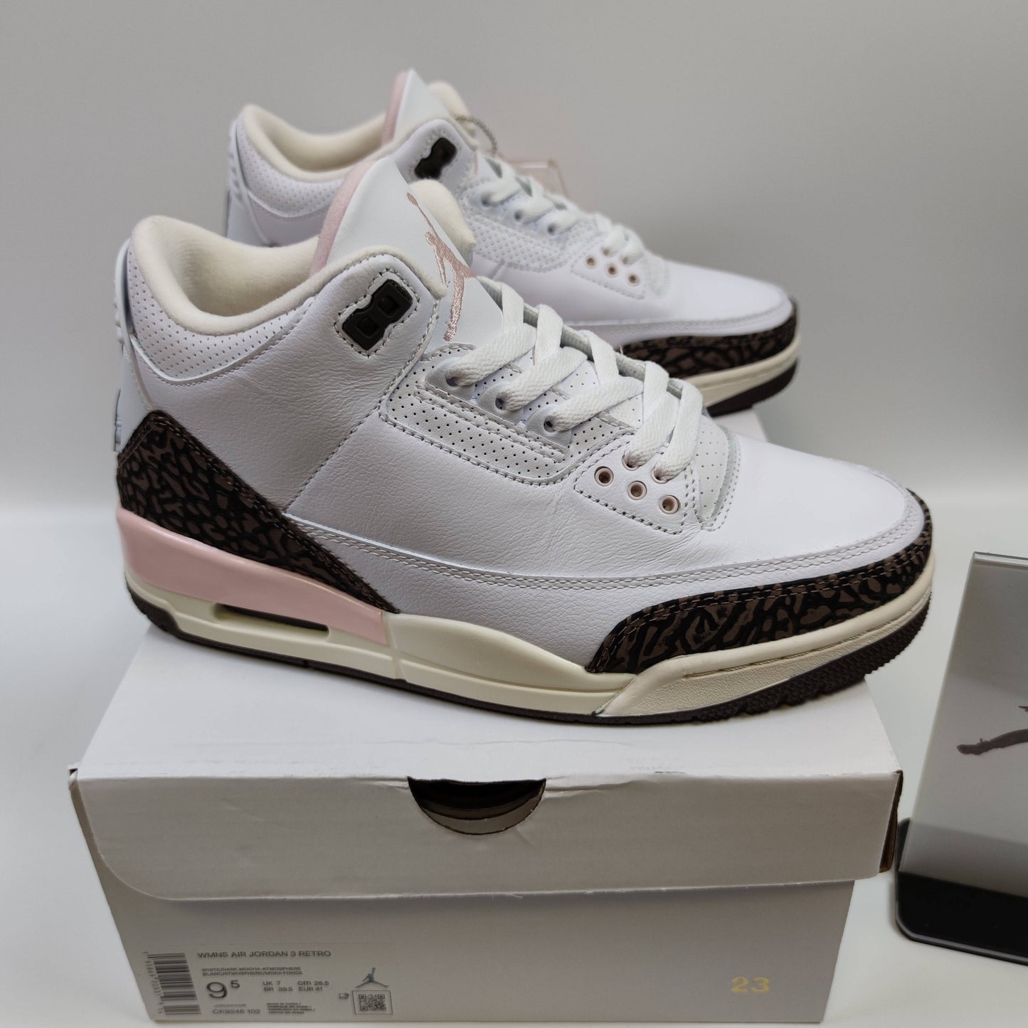 Air Jordan 3 Retro "Dark Mocha" CK9246-102 - Fashion Sneaker1818