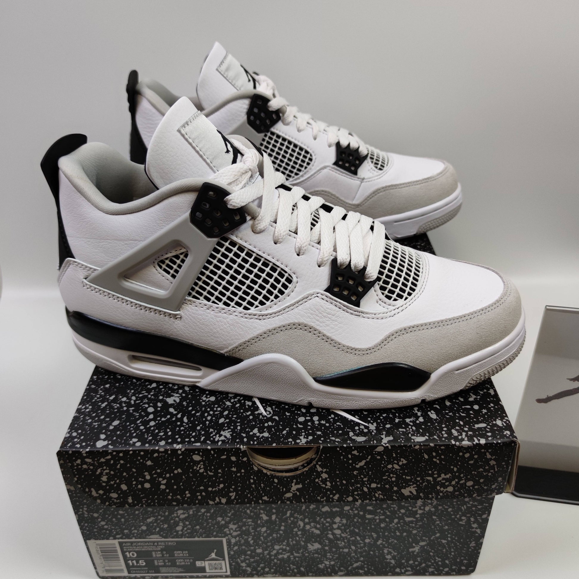 Air Jordan 4 Retro "Military Black" DH6927-111 - Fashion Sneaker1818