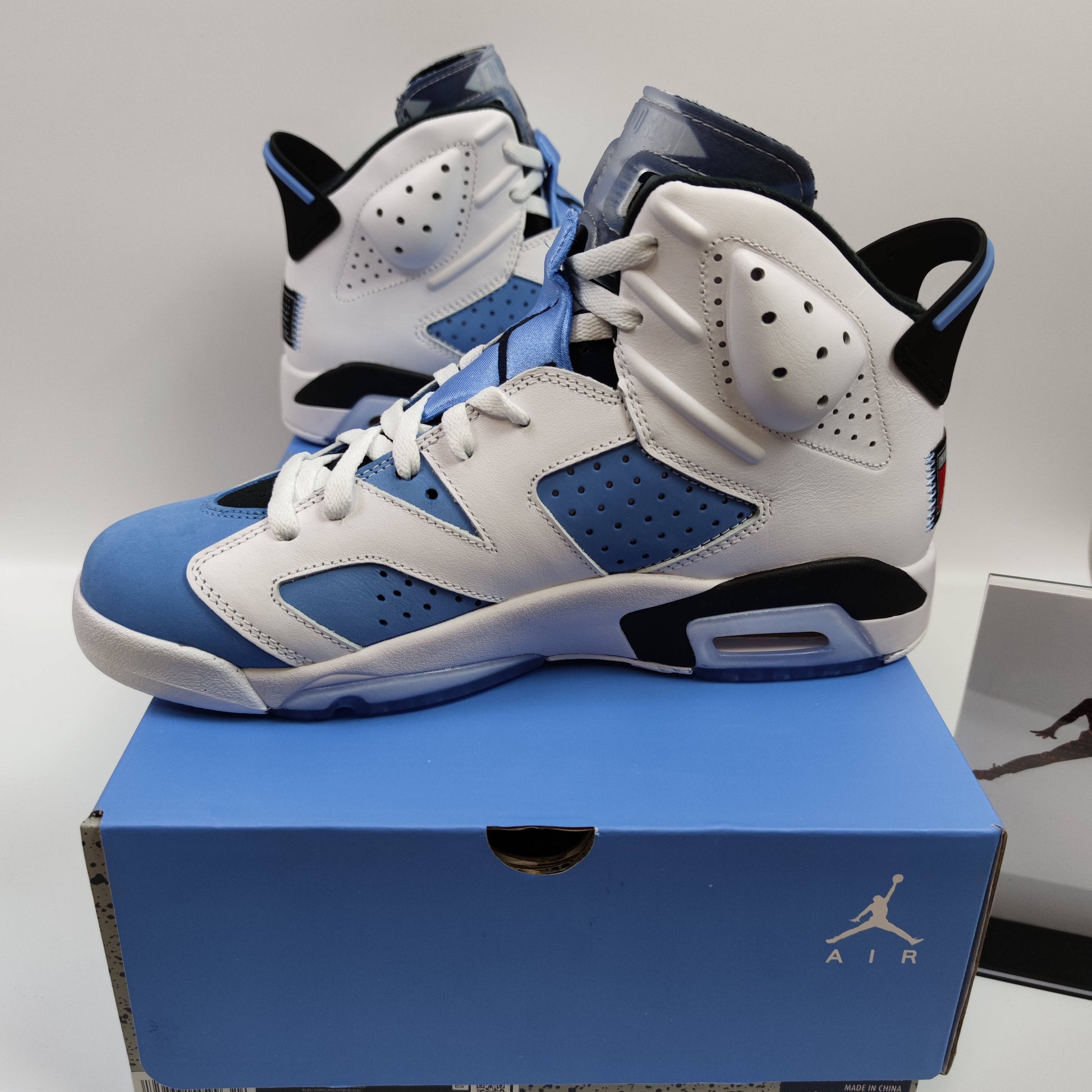 Air Jordan 6 Retro "University Blue" CT8529-410 - Fashion Sneaker1818
