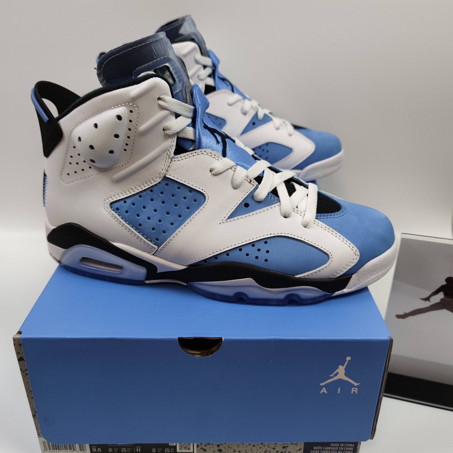 Air Jordan 6 Retro "University Blue" CT8529-410 - Fashion Sneaker1818