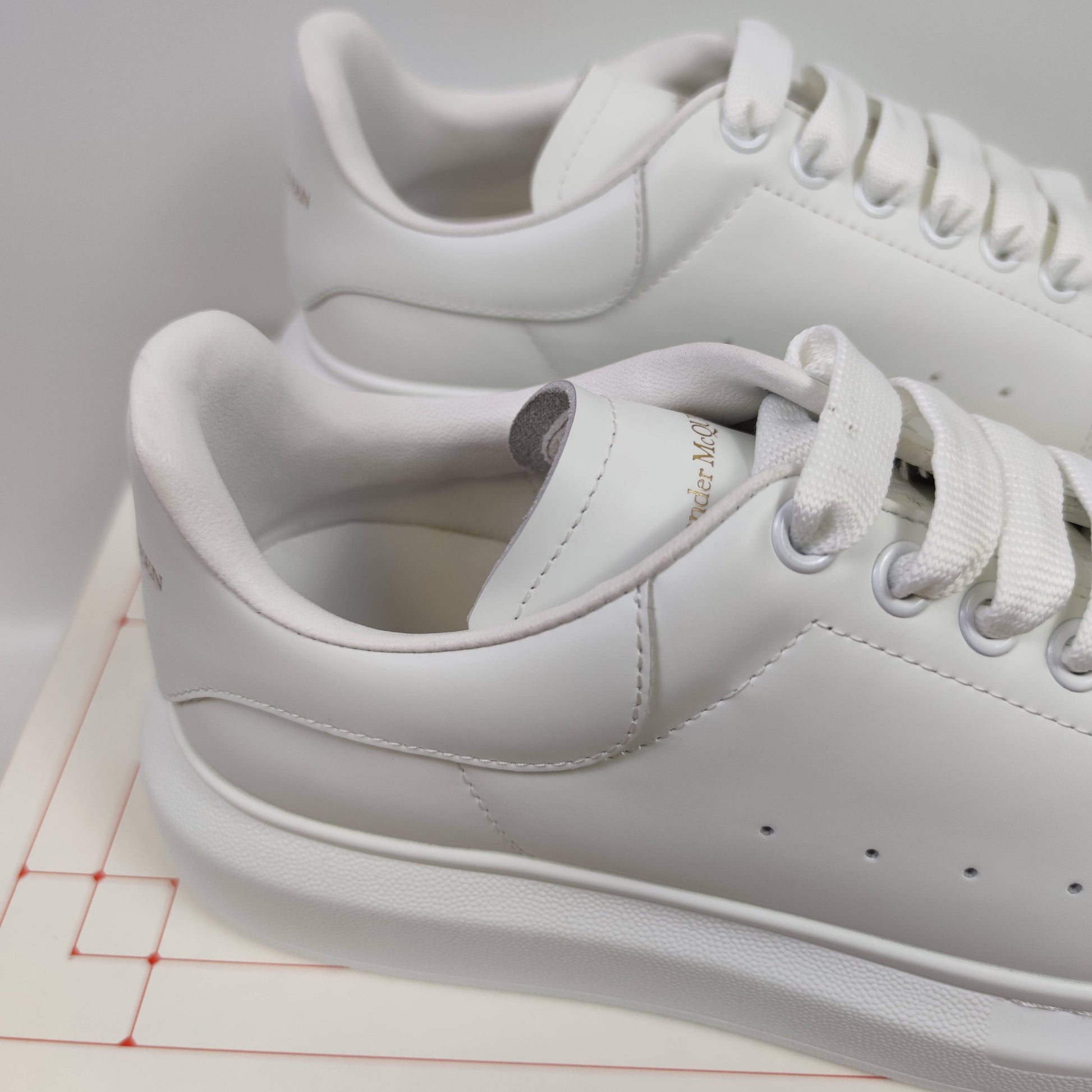 Alexander McQueen 553680WHGP59000 - Fashion Sneaker1818