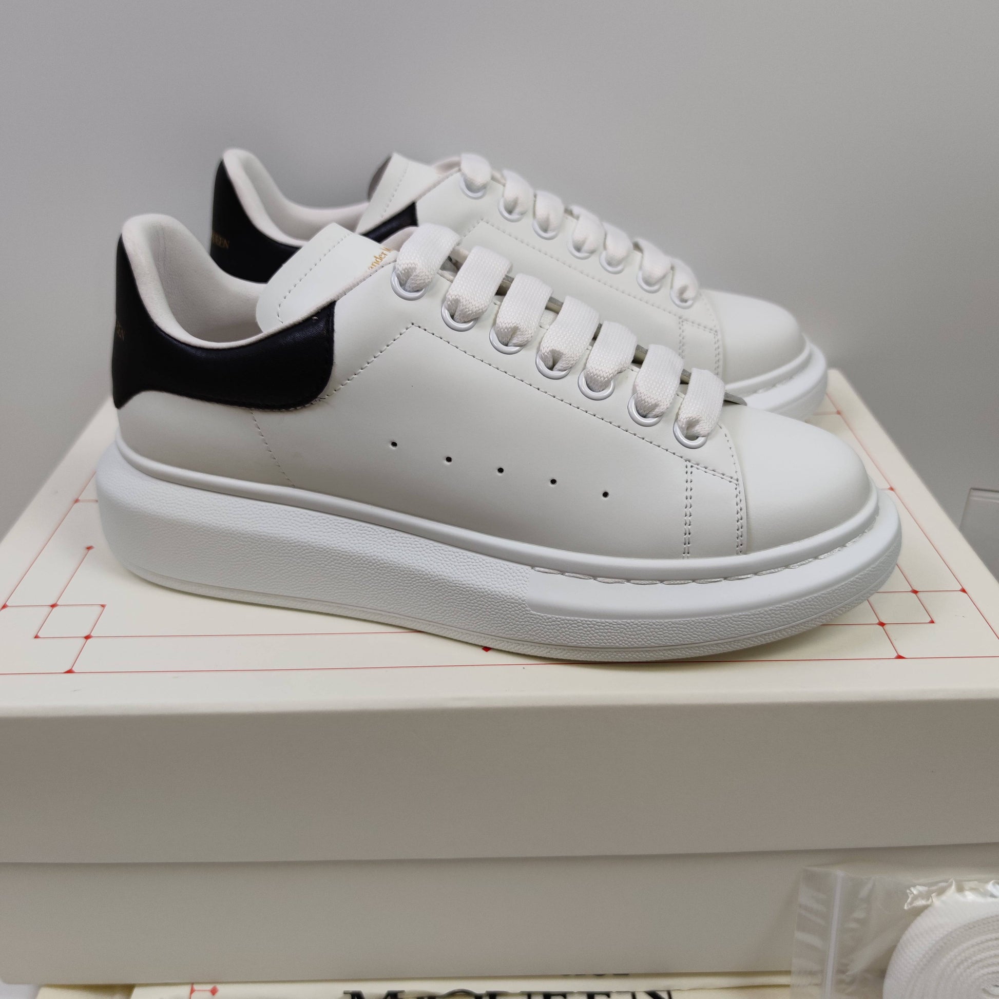 Alexander McQueen 553680WHGP59061 - Fashion Sneaker1818