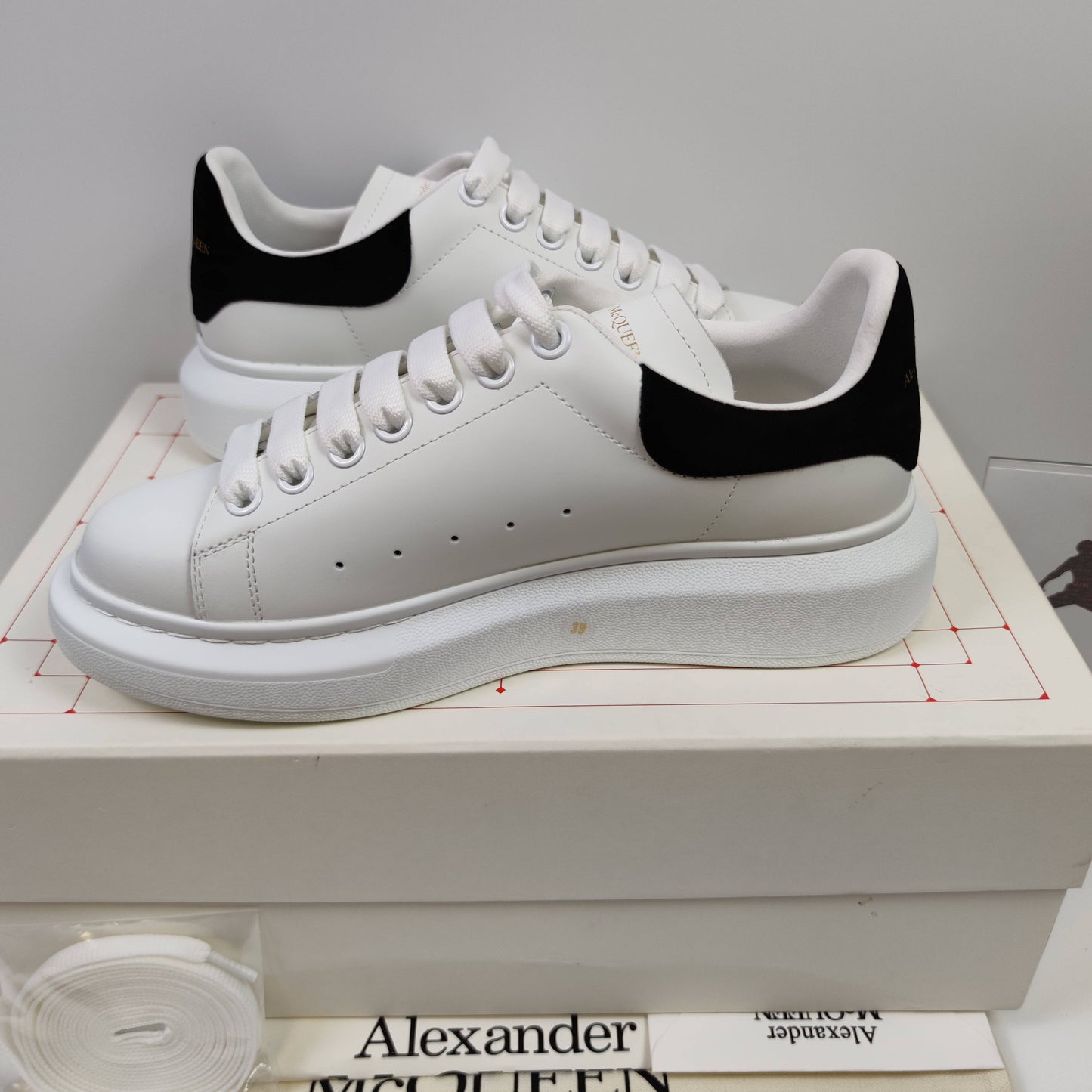 Alexander McQueen 553770WHGP79061 - Fashion Sneaker1818