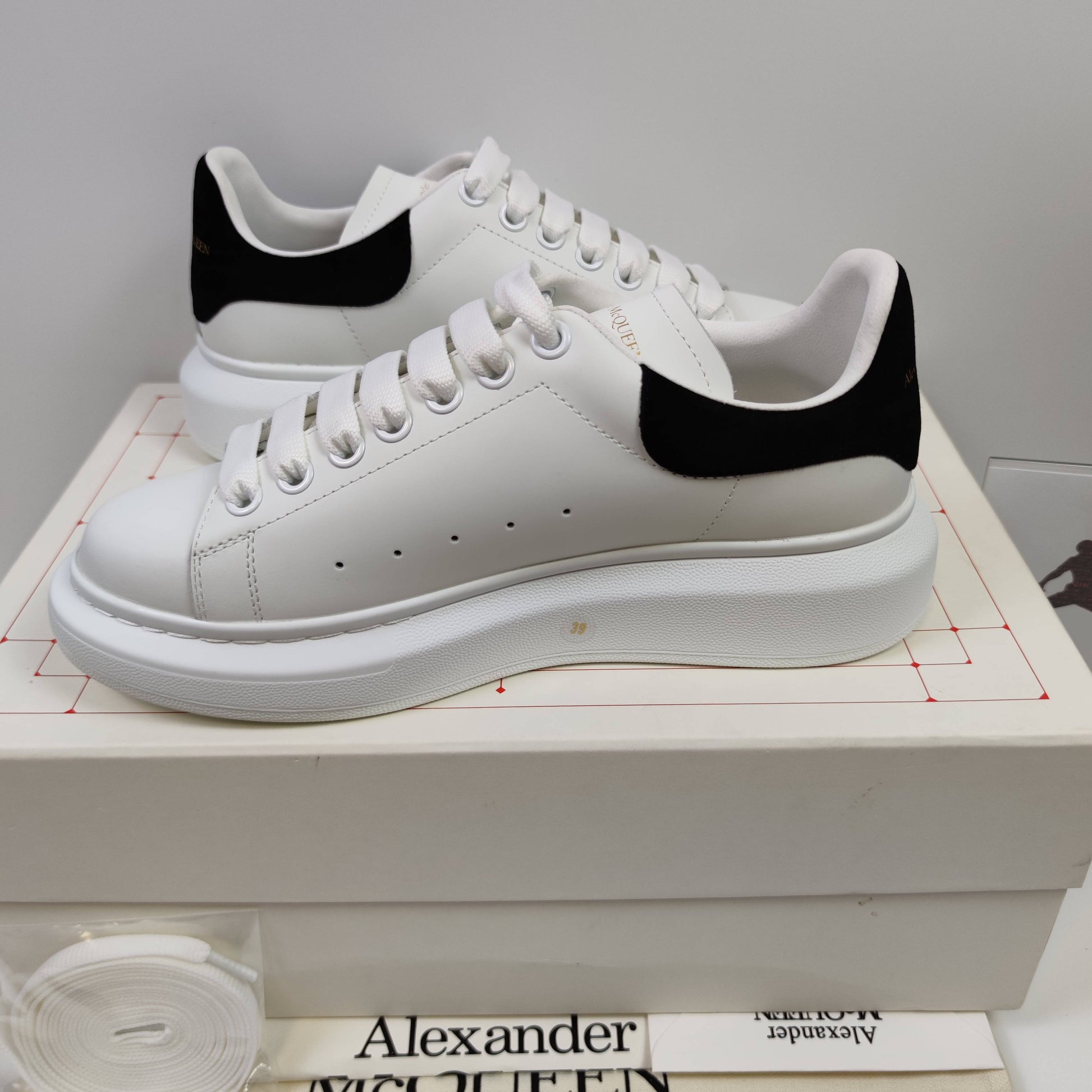 Alexander McQueen 553770WHGP79061 - Fashion Sneaker1818