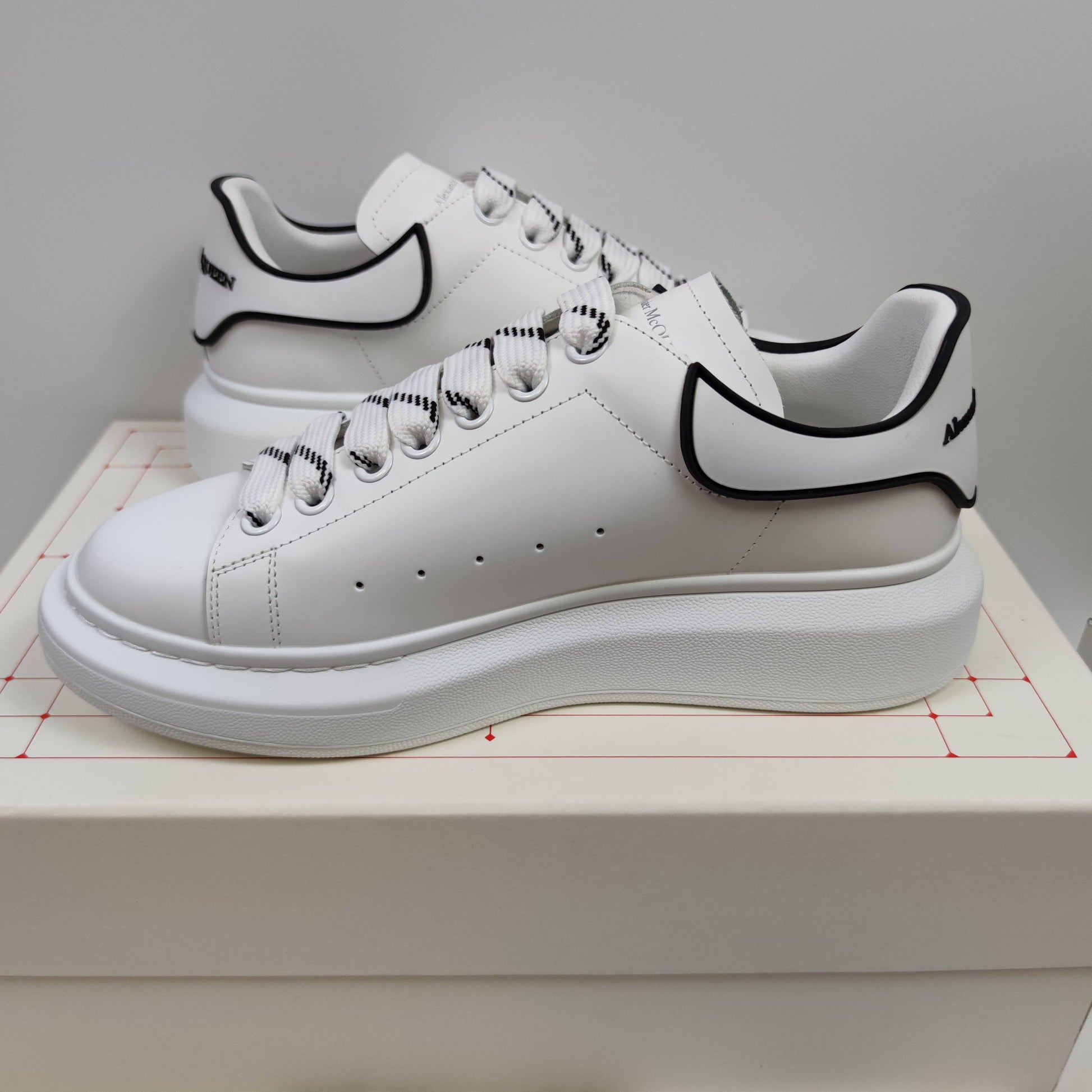 Alexander McQueen 625156WHXMT9074 - Fashion Sneaker1818