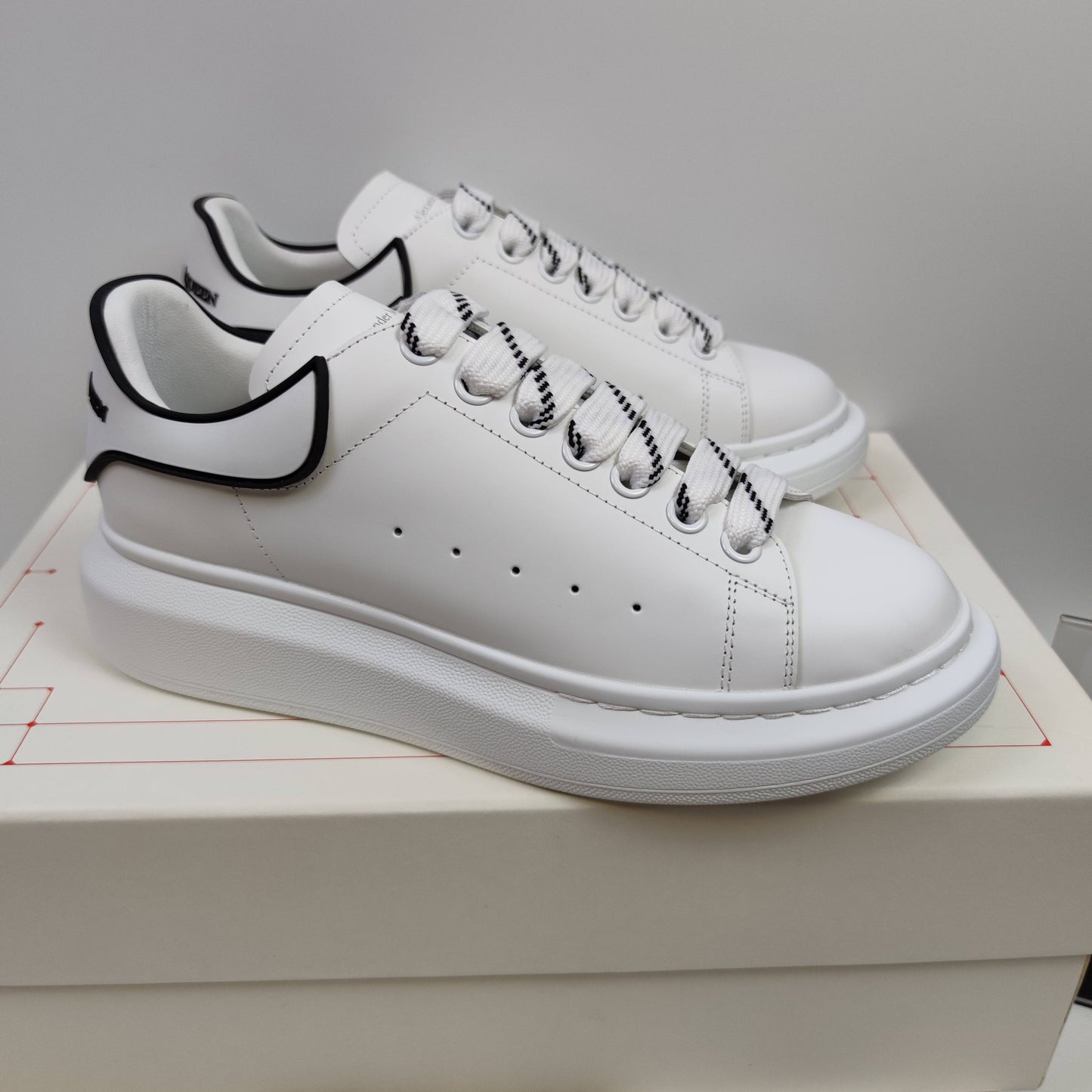 Alexander McQueen 625156WHXMT9074 - Fashion Sneaker1818