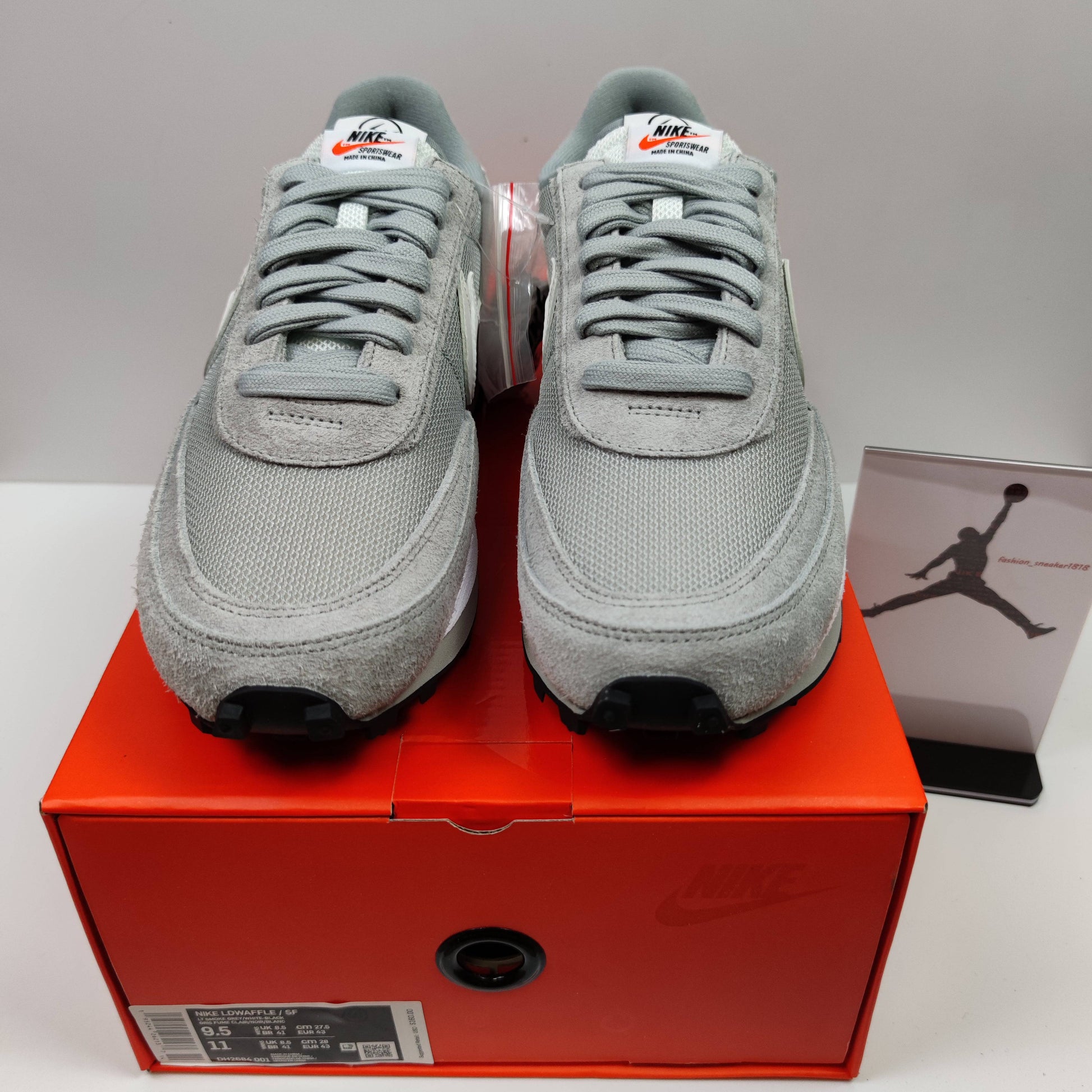 Fragment Design x Sacai x Nike LDWaffle "Light Smoke Grey" DH2684-001 - Fashion Sneaker1818