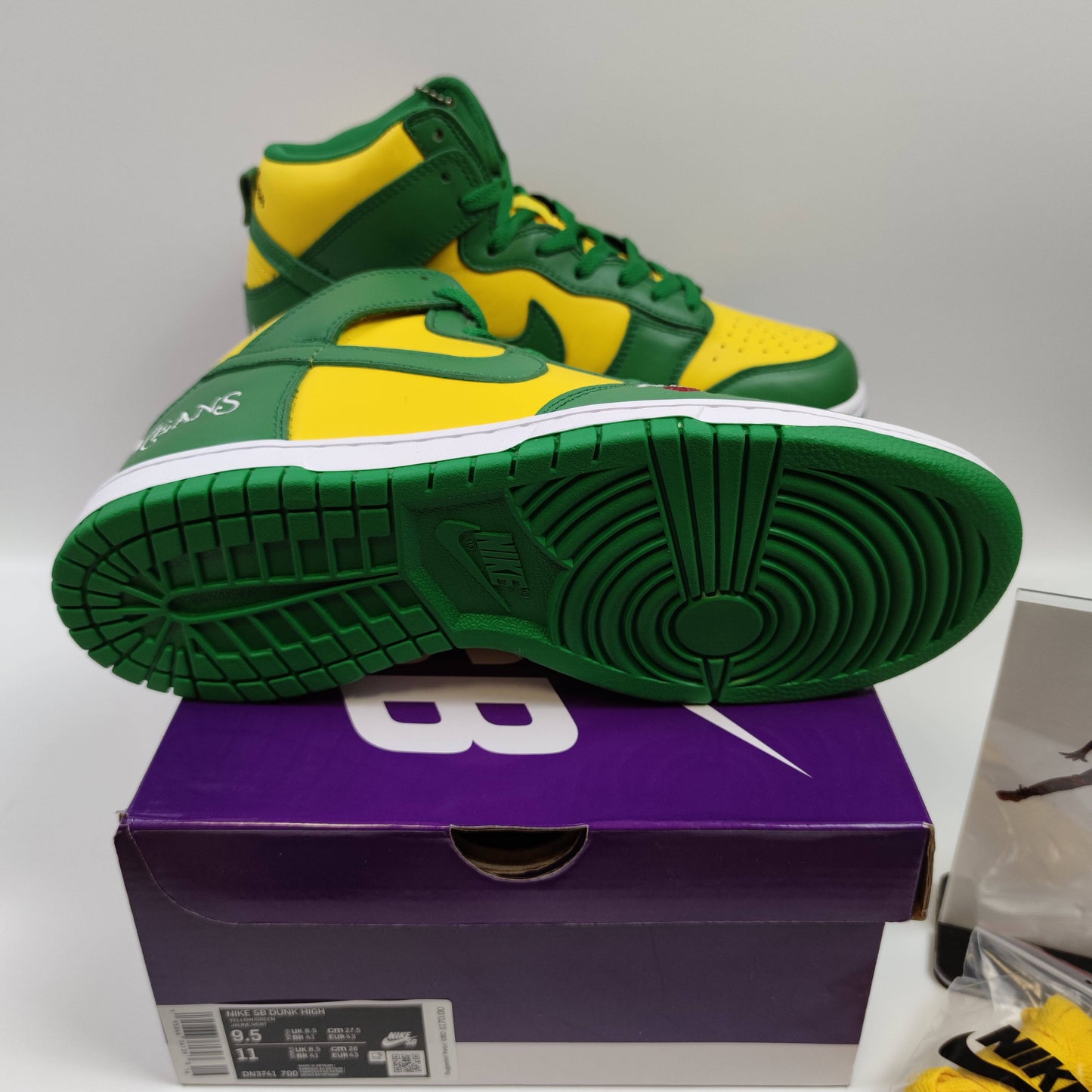 Supreme x Nike SB Dunk High "Brazil" DN3741-700 - Fashion Sneaker1818