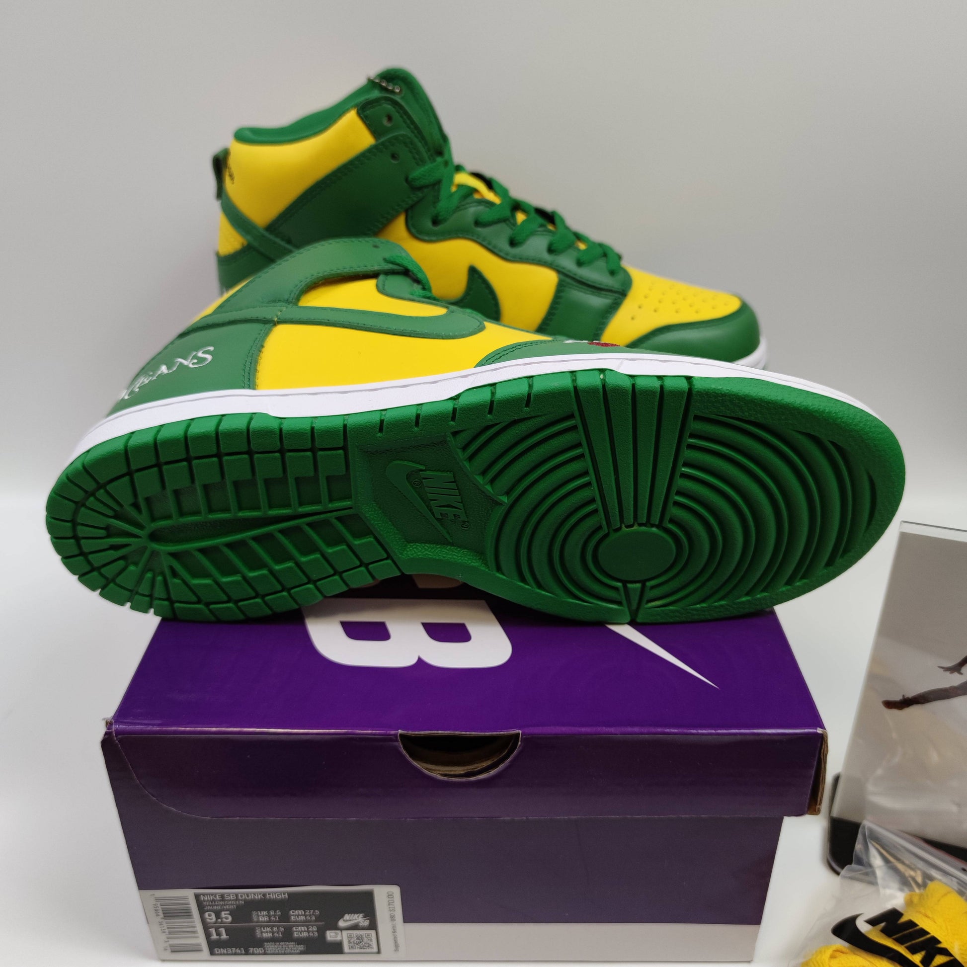 Supreme x Nike SB Dunk High "Brazil" DN3741-700 - Fashion Sneaker1818