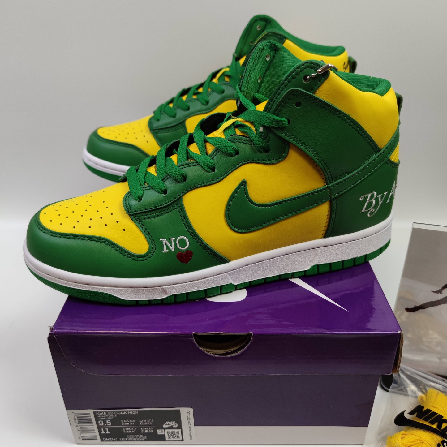 Supreme x Nike SB Dunk High "Brazil" DN3741-700 - Fashion Sneaker1818