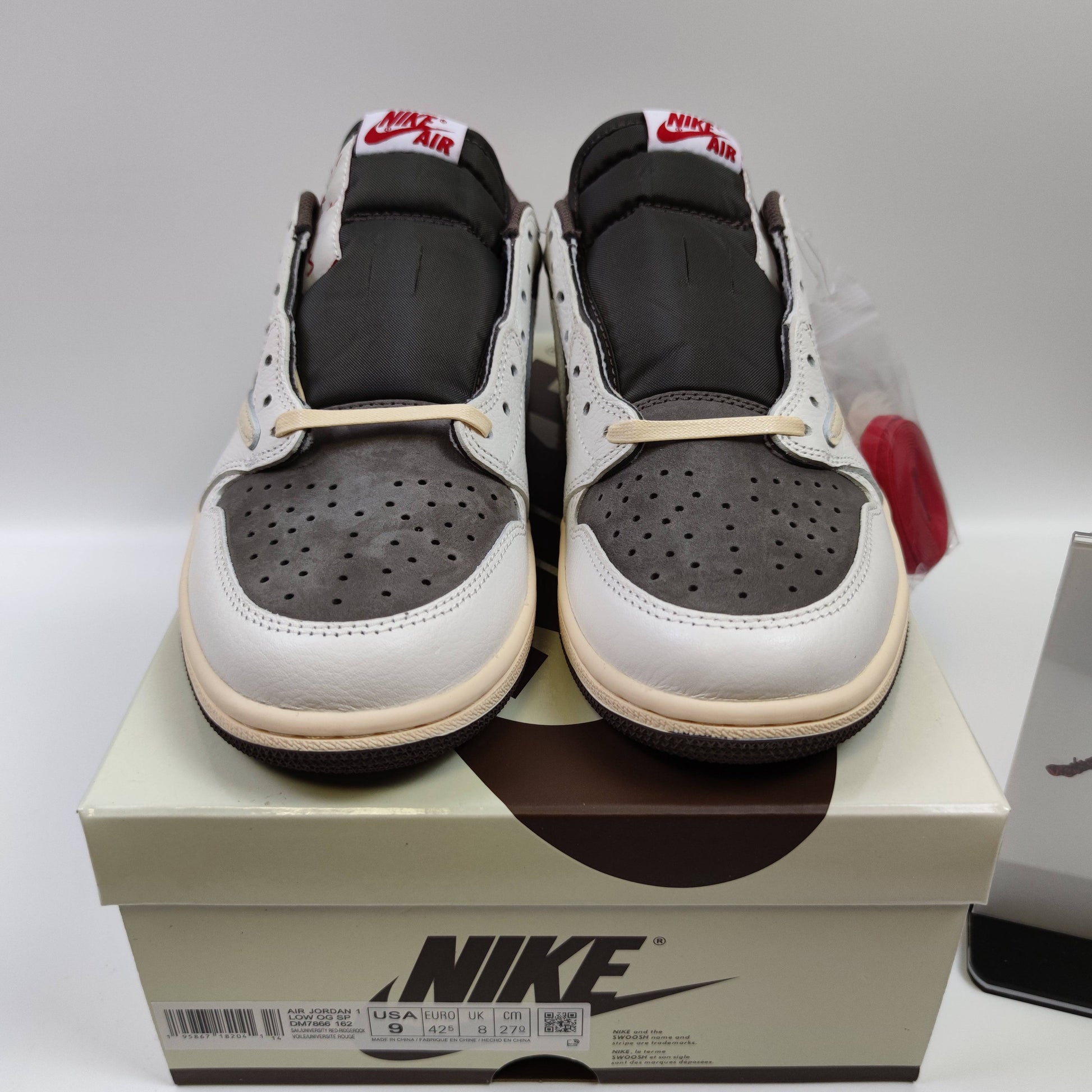 Travis Scott x Air Jordan 1 Low OG "Reverse Mocha" DM7866-162 - Fashion Sneaker1818