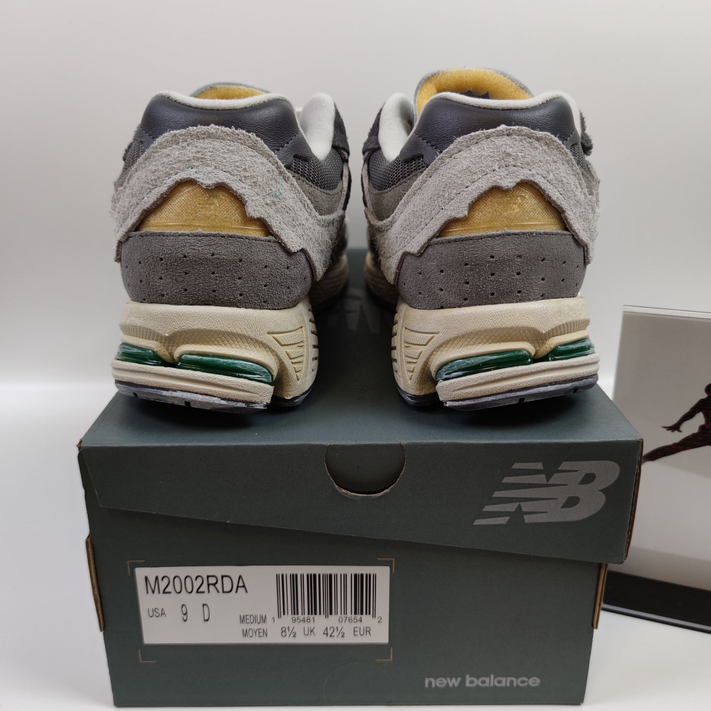 New Balance 2002R "Refined Future" M2002RDA - Fashion Sneaker1818