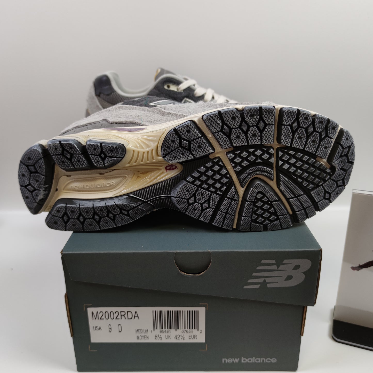 New Balance 2002R "Refined Future" M2002RDA - Fashion Sneaker1818